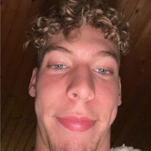 Meet your Posher, Gabe